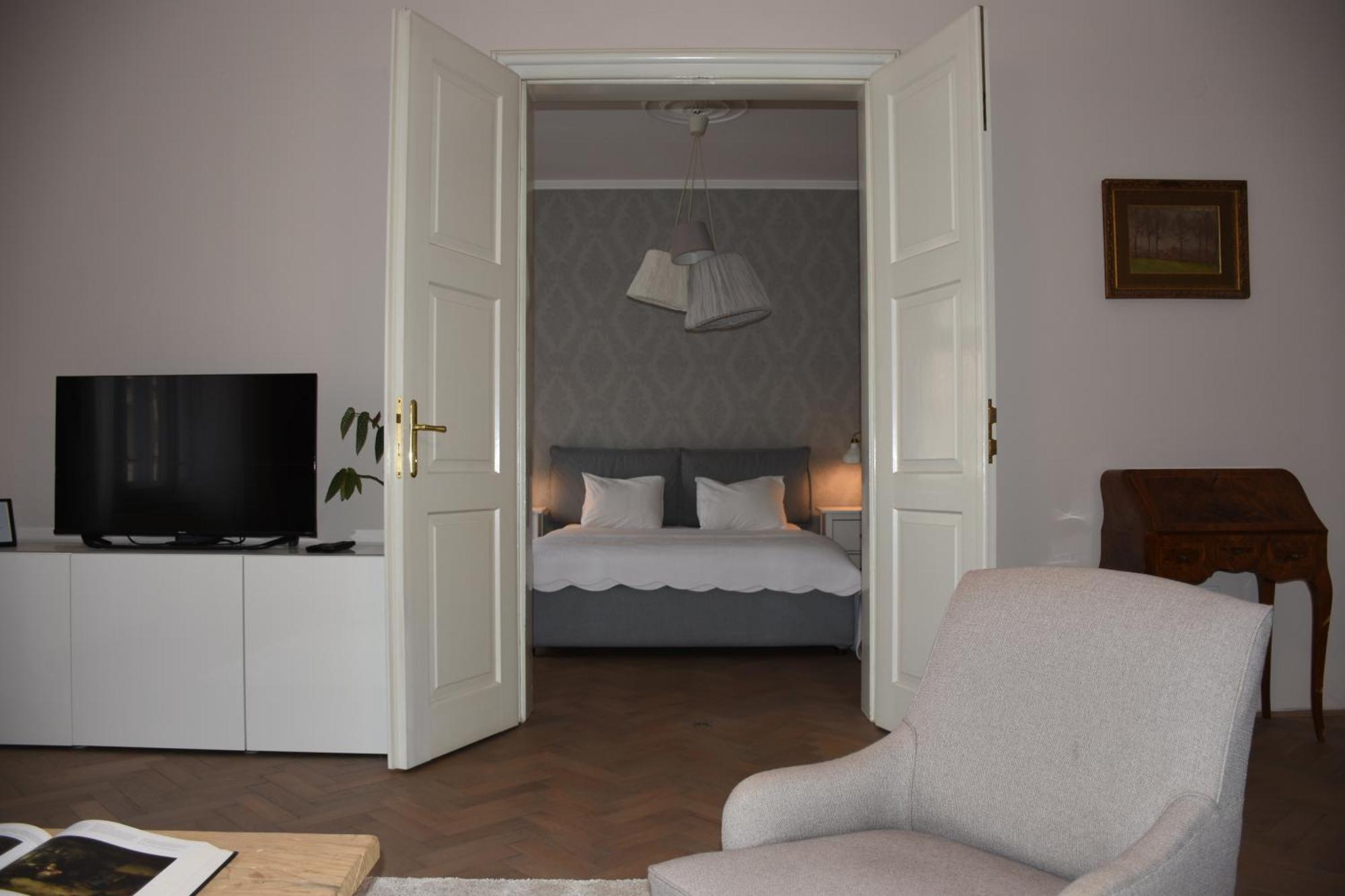 Center Marvel Apartment Ljubljana Luaran gambar